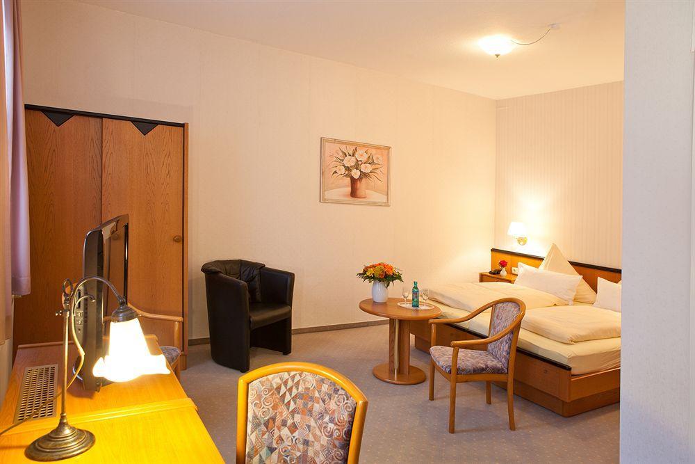 Hotel Busch Westerstede Extérieur photo