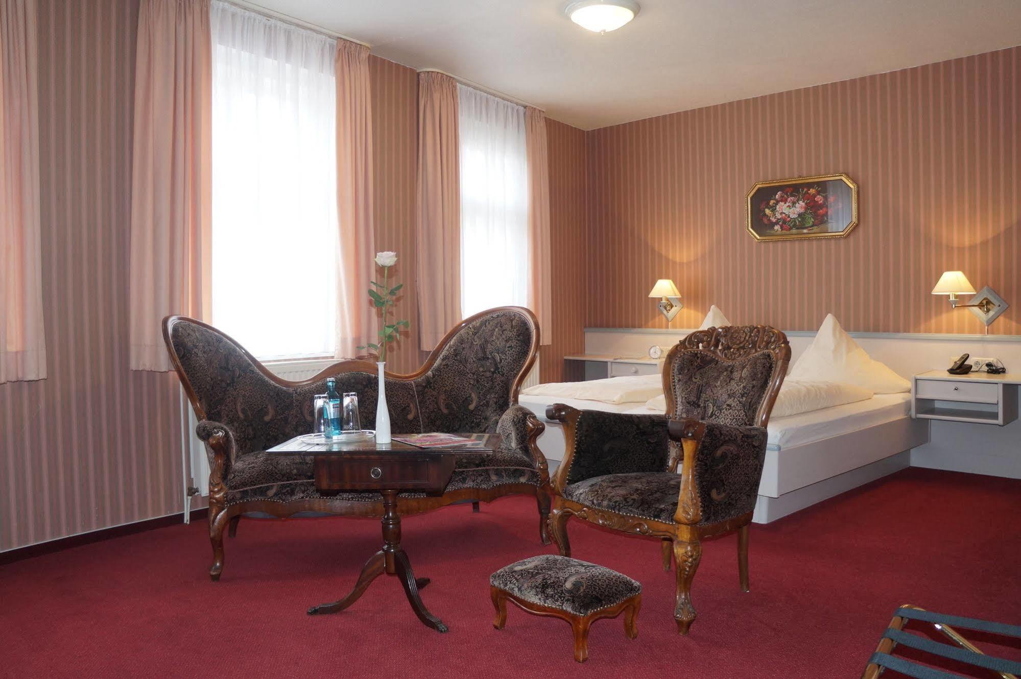Hotel Busch Westerstede Extérieur photo